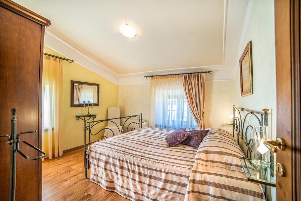 Aparthotel Katalyma 828 Kanfanar Dış mekan fotoğraf