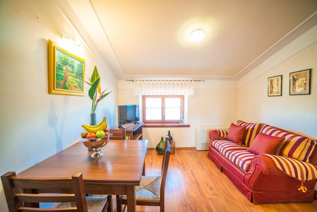 Aparthotel Katalyma 828 Kanfanar Dış mekan fotoğraf